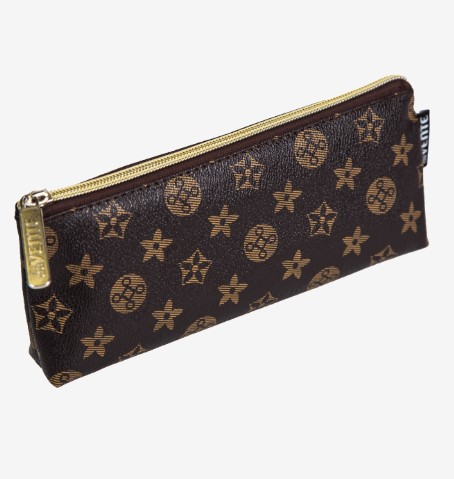 Пенал 'deVENTE. Monogram' 21x8x3,5 см, треугольный для 45 предметов, на молнии, 7026441